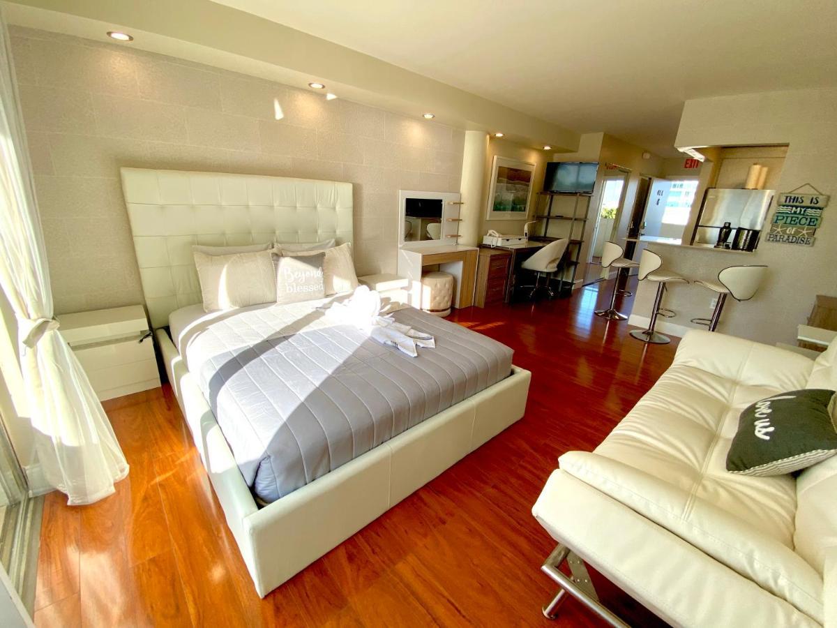 Modern Waterfront Apartment With Miami Skyline View, Free Parking 5 Mins Drive To マイアミビーチ エクステリア 写真